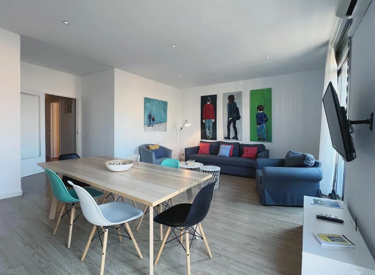Stay U-Nique Apartments Casanova Barcellona 0*,  Spagna